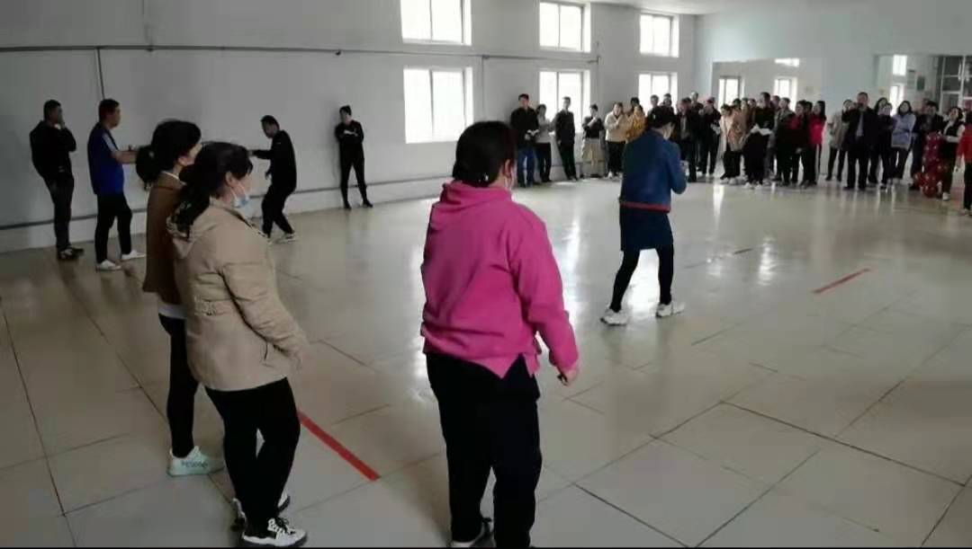 传球.jpg