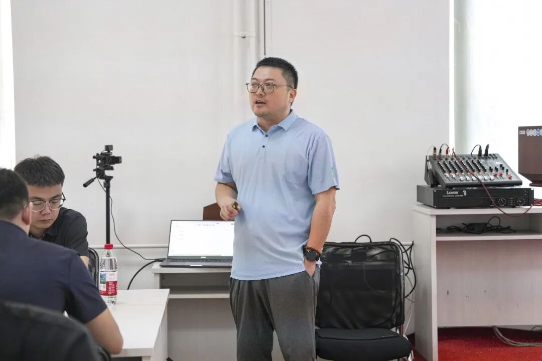 图片10.jpg