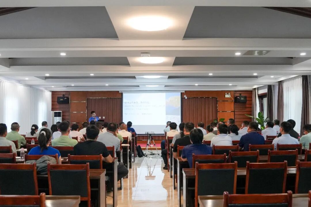 业务聚焦共研发展——中慧农牧反刍料业务专项培训会议圆满举办